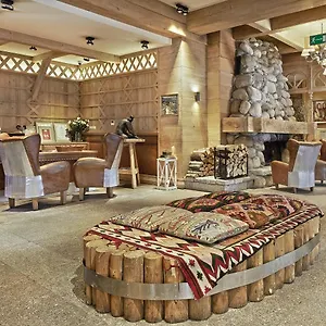 ***** Hotel Aries & Poland
