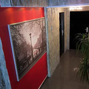 Komorowski Luxury Guest Aparthotel