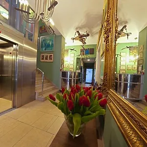 Alef Hotel