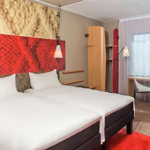 ibis-wroclaw-centrum.hotelswroclaw.com/