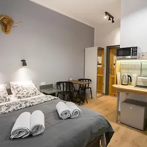 Pokoje Gościnne św. Anny Hotel apartamentowy