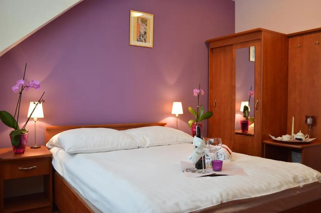 Hotel Vistula Krakow 3*,  Poland